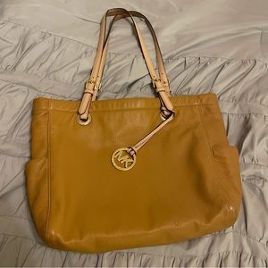 Michael Kors shoulder bag purse